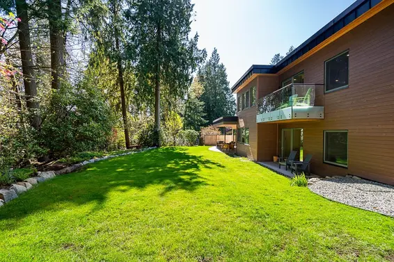 670 St. Ives Crescent, North Vancouver For Sale - image 37
