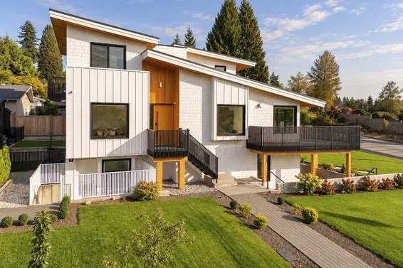 366 West 25th Street, North Vancouver For Sale - image 3