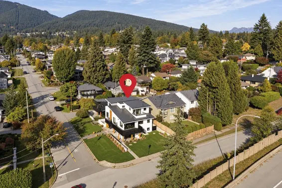 366 West 25th Street, North Vancouver For Sale - image 5