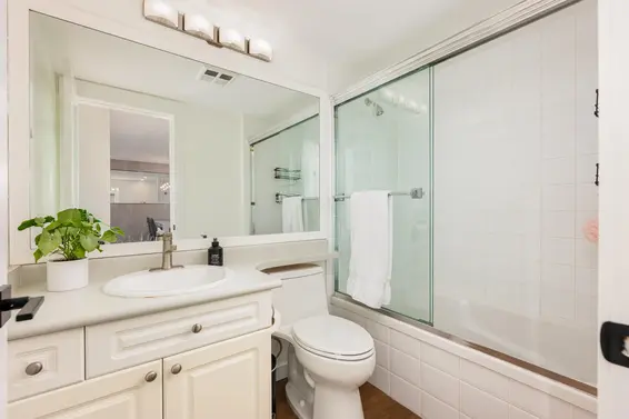 208 128 West 8th Street, North Vancouver For Sale - image 14