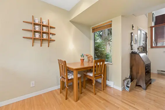 4306 Naughton Avenue, North Vancouver For Sale - image 8