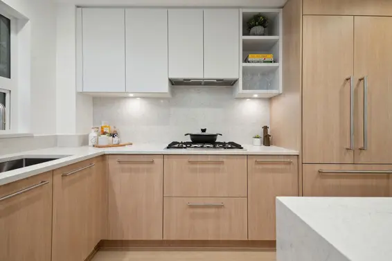 110 2050 Glenaire Drive, North Vancouver For Sale - image 3