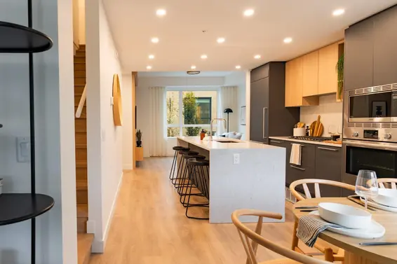 110 2050 Glenaire Drive, North Vancouver For Sale - image 9