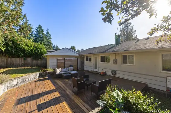 744 Kilkeel Place, North Vancouver For Sale - image 19