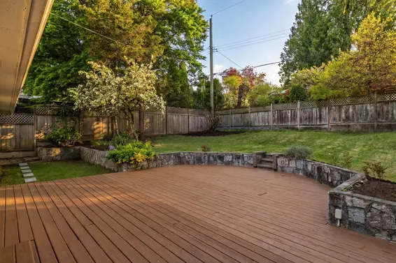 744 Kilkeel Place, North Vancouver For Sale - image 24