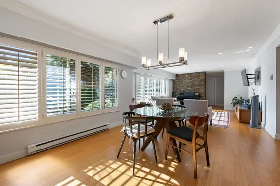 744 Kilkeel Place, North Vancouver For Sale - image 7