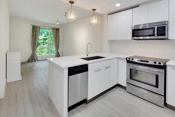 404 733 West 3rd Street, North Vancouver For Sale - image 11