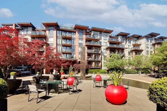 404 733 West 3rd Street, North Vancouver For Sale - image 2