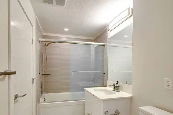 404 733 West 3rd Street, North Vancouver For Sale - image 21