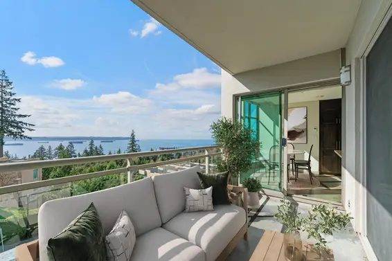 403 3105 Deer Ridge Drive, West Vancouver