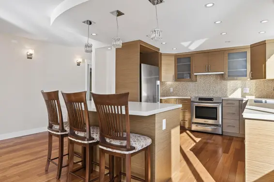 203 2090 Argyle Avenue, West Vancouver For Sale - image 12