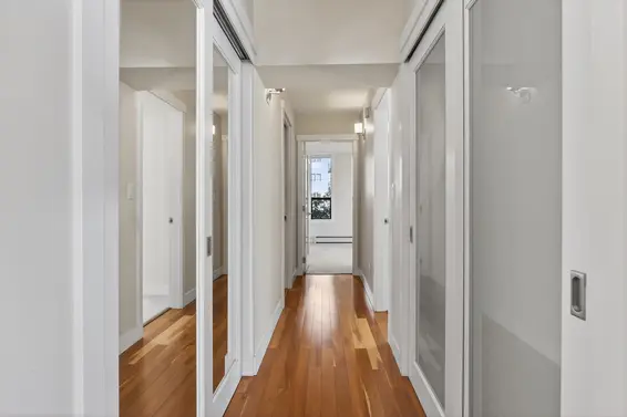 203 2090 Argyle Avenue, West Vancouver For Sale - image 19