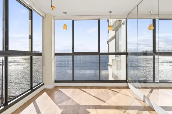 203 2090 Argyle Avenue, West Vancouver For Sale - image 2