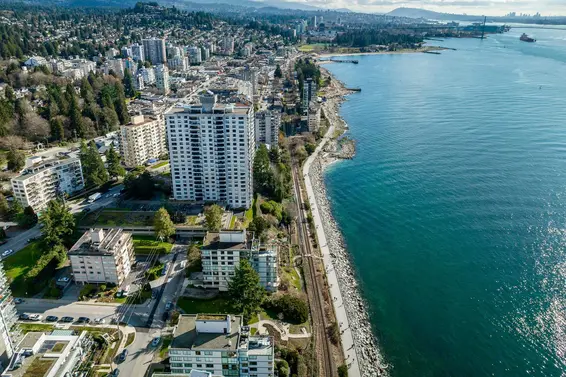 203 2090 Argyle Avenue, West Vancouver For Sale - image 36