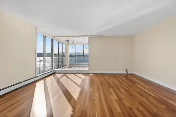 203 2090 Argyle Avenue, West Vancouver For Sale - image 8