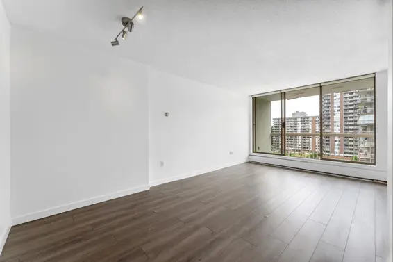 802 2008 Fullerton Avenue, North Vancouver For Sale - image 2