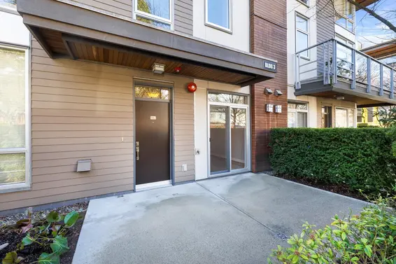 121 735 West 15th Street, North Vancouver For Sale - image 2
