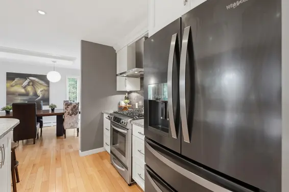 2261 Hill Drive, North Vancouver For Sale - image 11