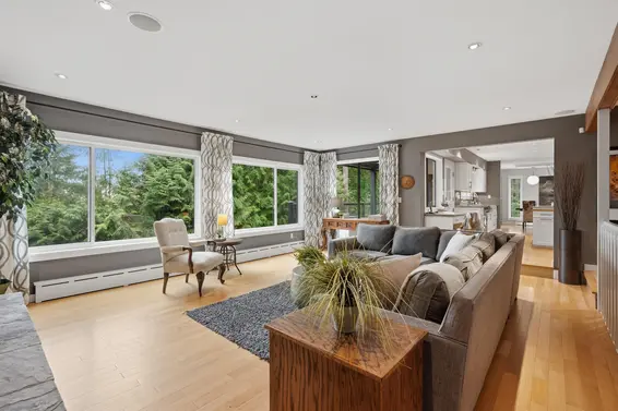 2261 Hill Drive, North Vancouver For Sale - image 15