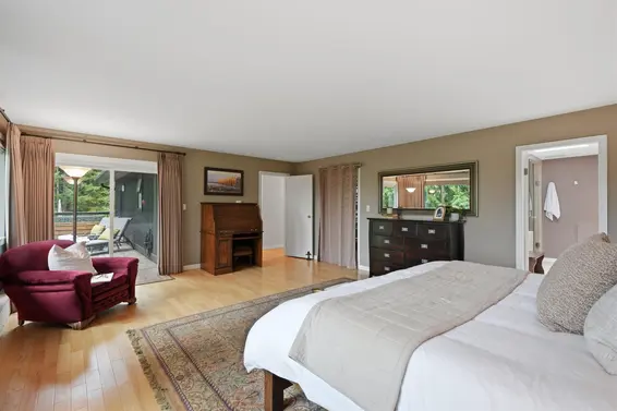 2261 Hill Drive, North Vancouver For Sale - image 20