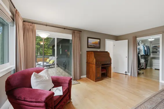 2261 Hill Drive, North Vancouver For Sale - image 21