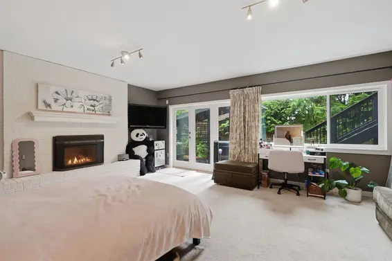 2261 Hill Drive, North Vancouver For Sale - image 28