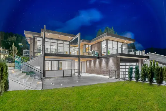 1015 Greenwood Place, West Vancouver