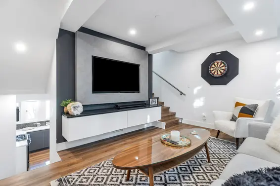 4 328 East 2nd Street, North Vancouver For Sale - image 20