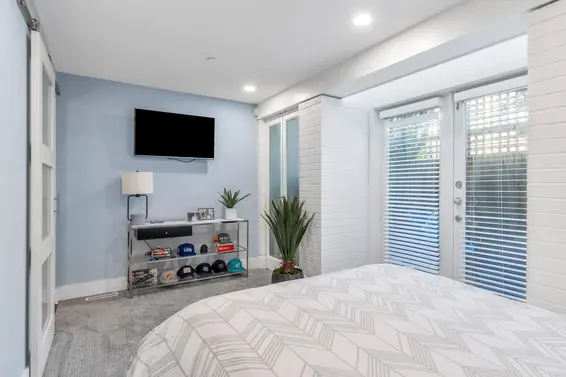 4 328 East 2nd Street, North Vancouver For Sale - image 31