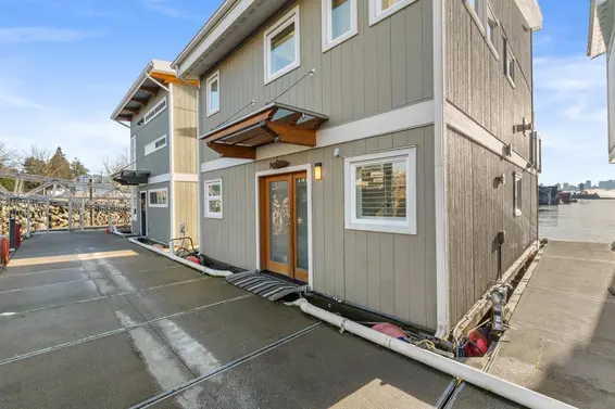 20 415 West Esplanade, North Vancouver For Sale - image 18