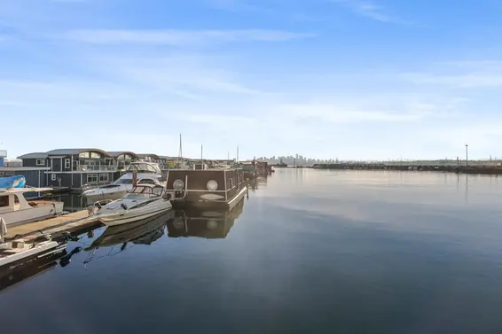 20 415 West Esplanade, North Vancouver For Sale - image 22