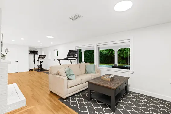 4123 Virginia Crescent, North Vancouver For Sale - image 17