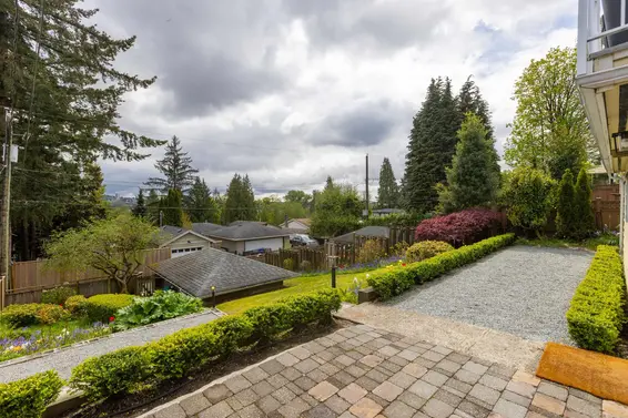 1231 Cloverley Street, North Vancouver For Sale - image 27