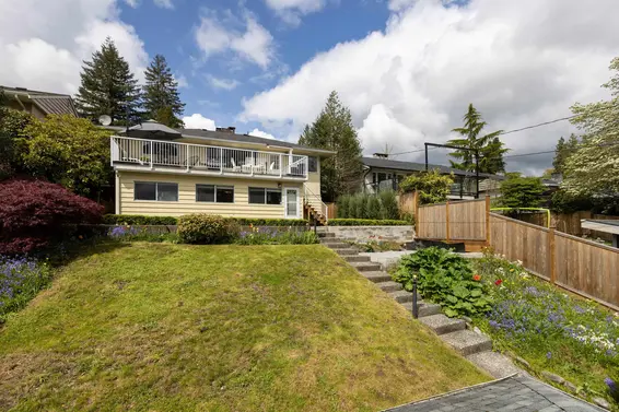 1231 Cloverley Street, North Vancouver For Sale - image 28