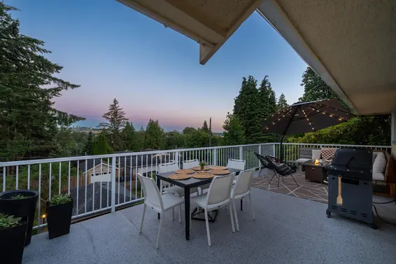 1231 Cloverley Street, North Vancouver For Sale - image 30