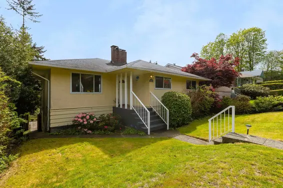 1231 Cloverley Street, North Vancouver For Sale - image 37