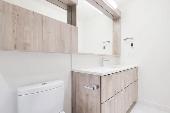 327 755 Harbourside Drive, North Vancouver For Sale - image 10