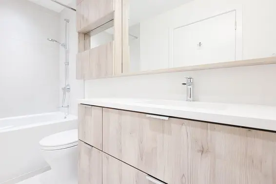 327 755 Harbourside Drive, North Vancouver For Sale - image 11