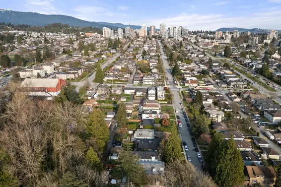 530 West 14th Street, North Vancouver For Sale - image 36