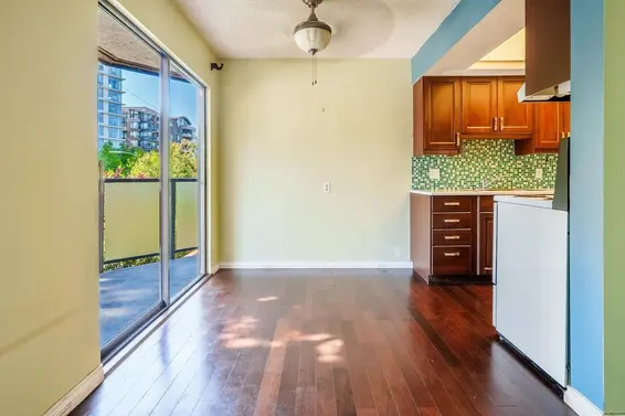 222 210 West 2nd Street, North Vancouver For Sale - image 7