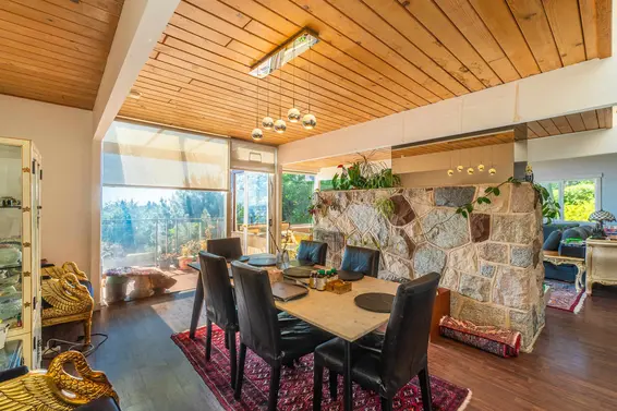 2664 Rosebery Avenue, West Vancouver For Sale - image 11