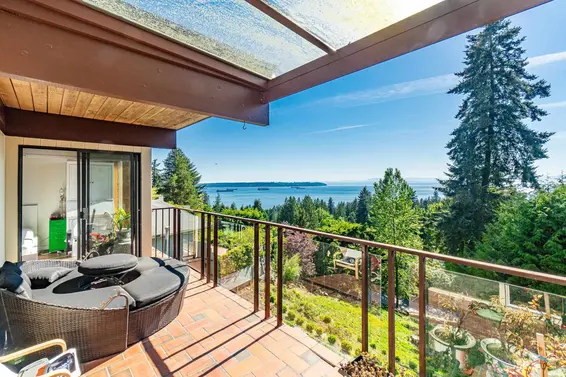 2664 Rosebery Avenue, West Vancouver For Sale - image 20