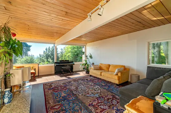 2664 Rosebery Avenue, West Vancouver For Sale - image 6
