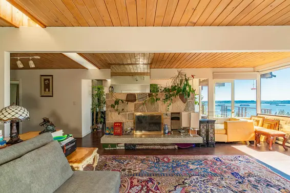 2664 Rosebery Avenue, West Vancouver For Sale - image 8