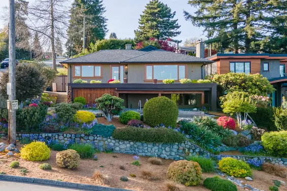 1206 Cloverley Street, North Vancouver