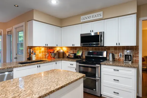 318 Roche Point Drive, North Vancouver For Sale - image 16