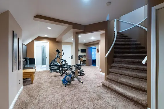 318 Roche Point Drive, North Vancouver For Sale - image 32