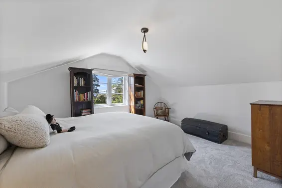 1140 Cortell Street, North Vancouver For Sale - image 20