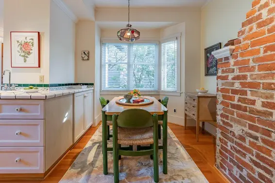 123 East Kensington Road, North Vancouver For Sale - image 23
