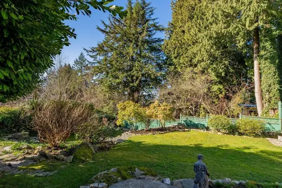 123 East Kensington Road, North Vancouver For Sale - image 6
